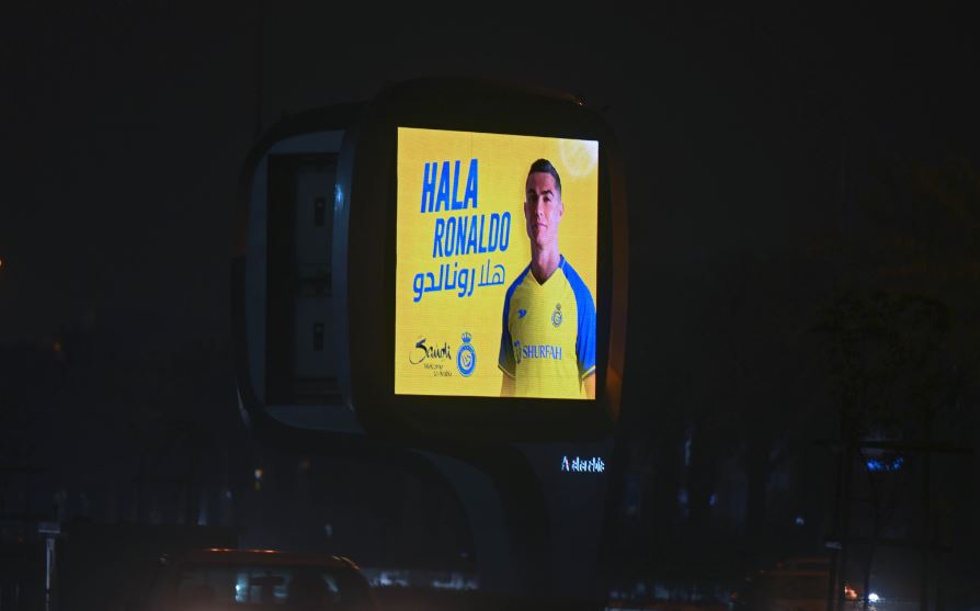 رونالدو في شوارع الرياض