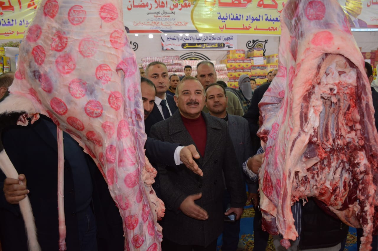 افتتاح معرض أهلا رمضان للسلع الغذائية المخفضة (16)