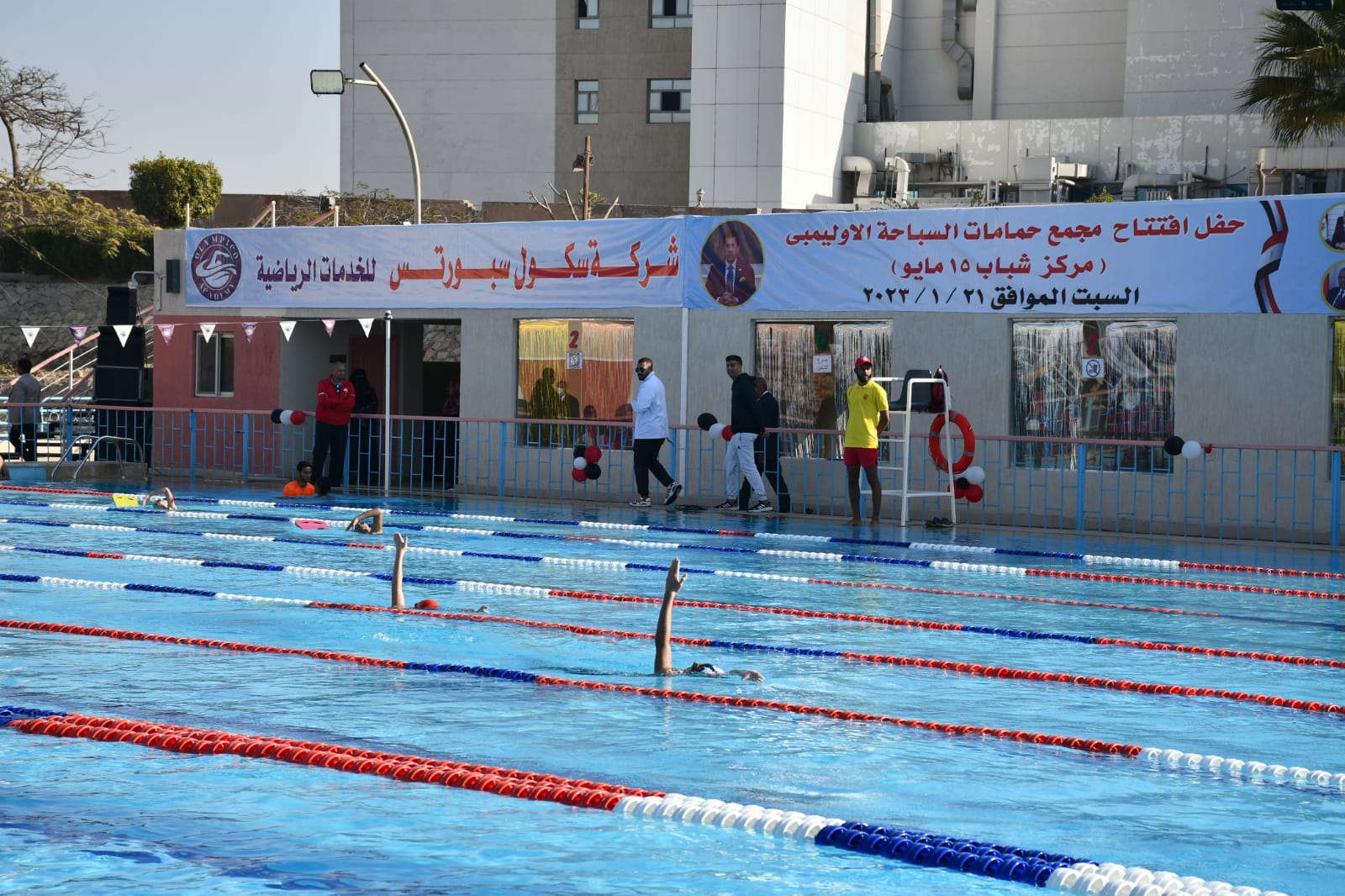 وزير الرياضة يفتتح مجمع حمامات السباحة بمركز التنمية الشبابية بـ15 مايو  (2)