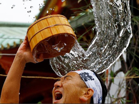 حفل التحمل السنوي للمياه الباردة في طوكيو