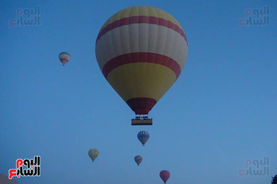 البالونات-الطائرة-تحلق-فى-سماء-الأقصر