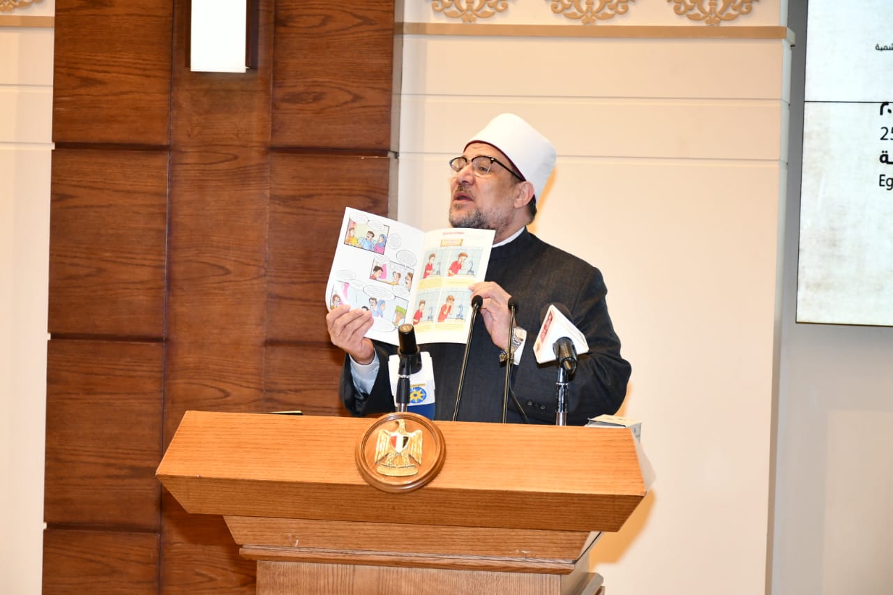 وزير الأوقاف خلال مؤتمر الترجمة عن العربية - جسر الحضارة