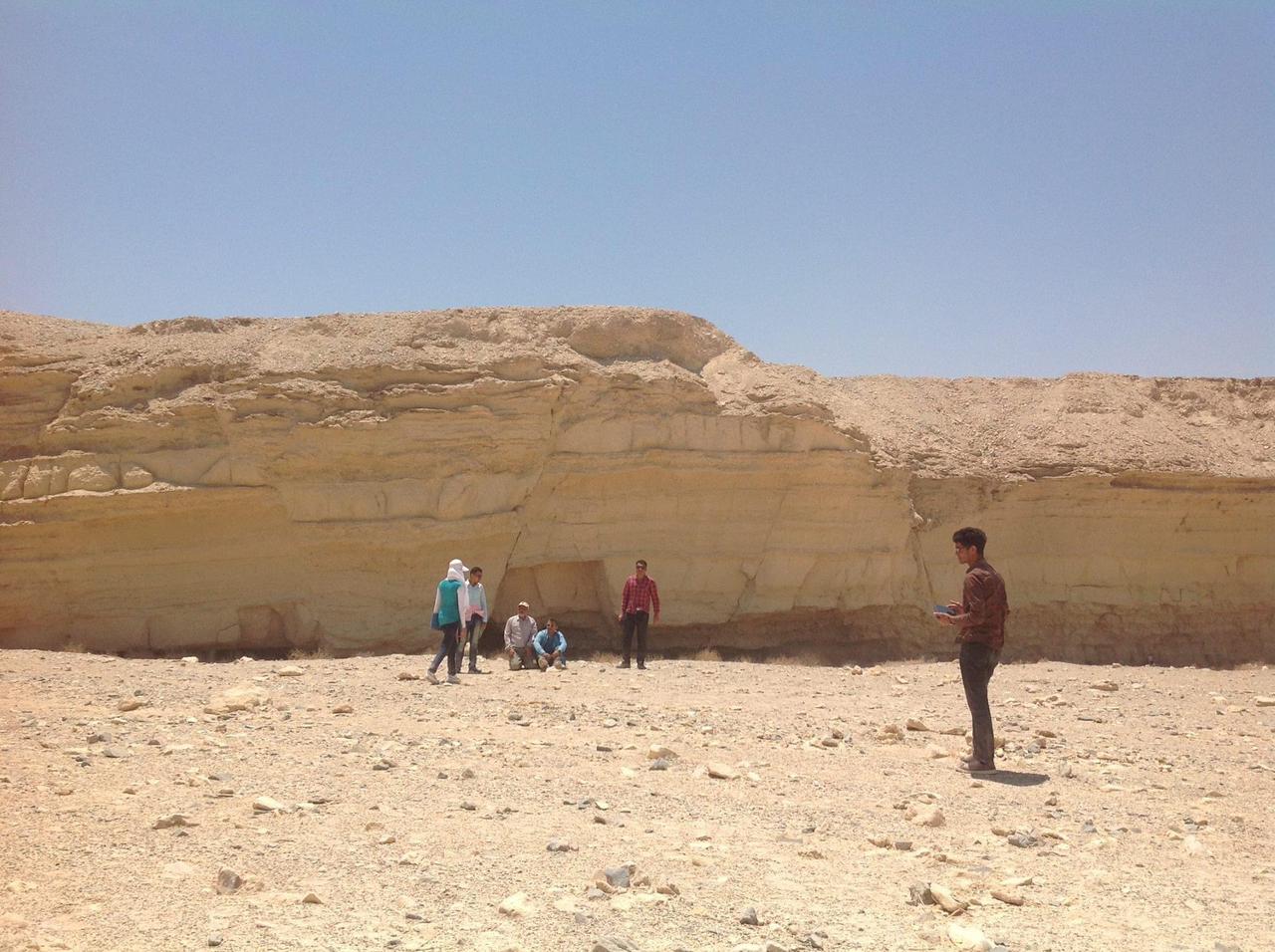 بعثات الطلاب الجيولوجية بالصحراء الشرقية