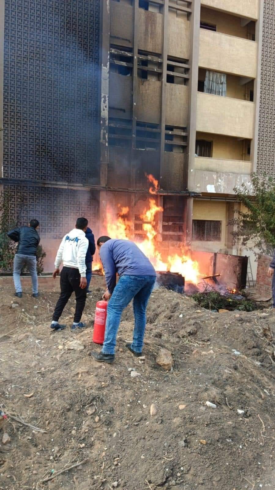 حريق المدينة الجامعية لجامعة الأزهر الشريف (5)