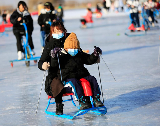 التزلج على الجليد فى الصين (8)