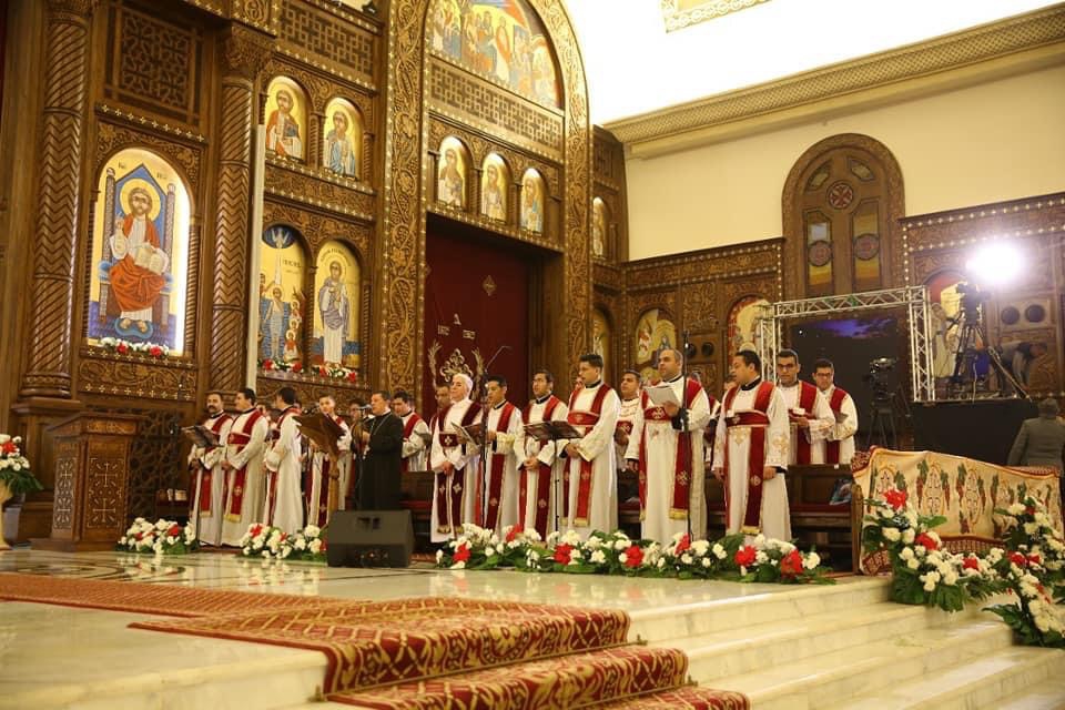 كاتدرائية ميلاد المسيح بالعاصمة الإدارية الجديدة تتزين استعدا لعيد الميلاد