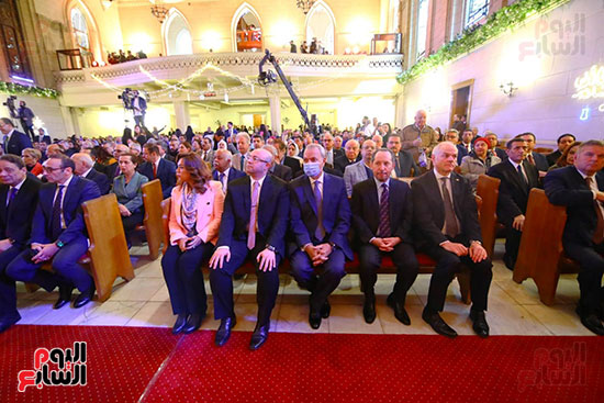 الكنيسة الإنجيلية تحتفل بعيد الميلاد المجيد بقصر الدوبارة (13)
