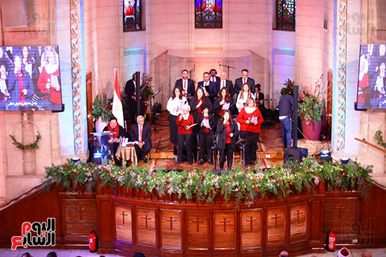 الكنيسة الإنجيلية تحتفل بعيد الميلاد المجيد بقصر الدوبارة (15)