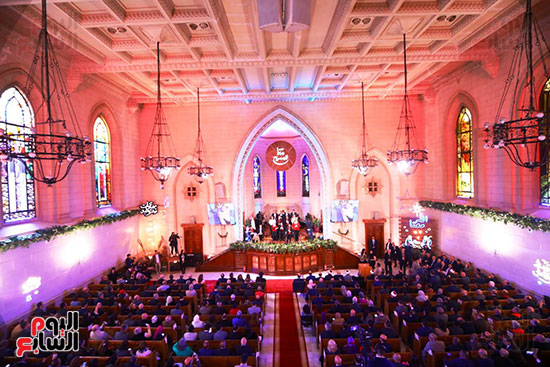 الكنيسة الإنجيلية تحتفل بعيد الميلاد المجيد بقصر الدوبارة (22)
