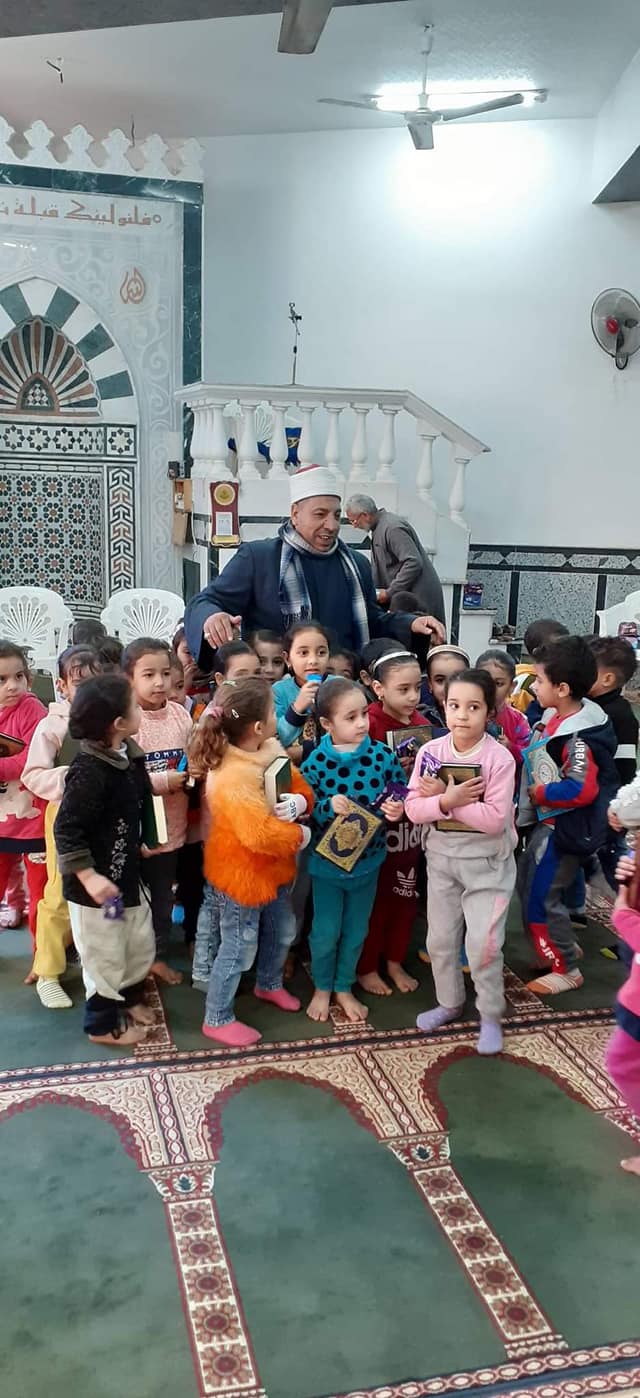 الأطفال المشاركين بالمبادرة بمساجد القليوبية