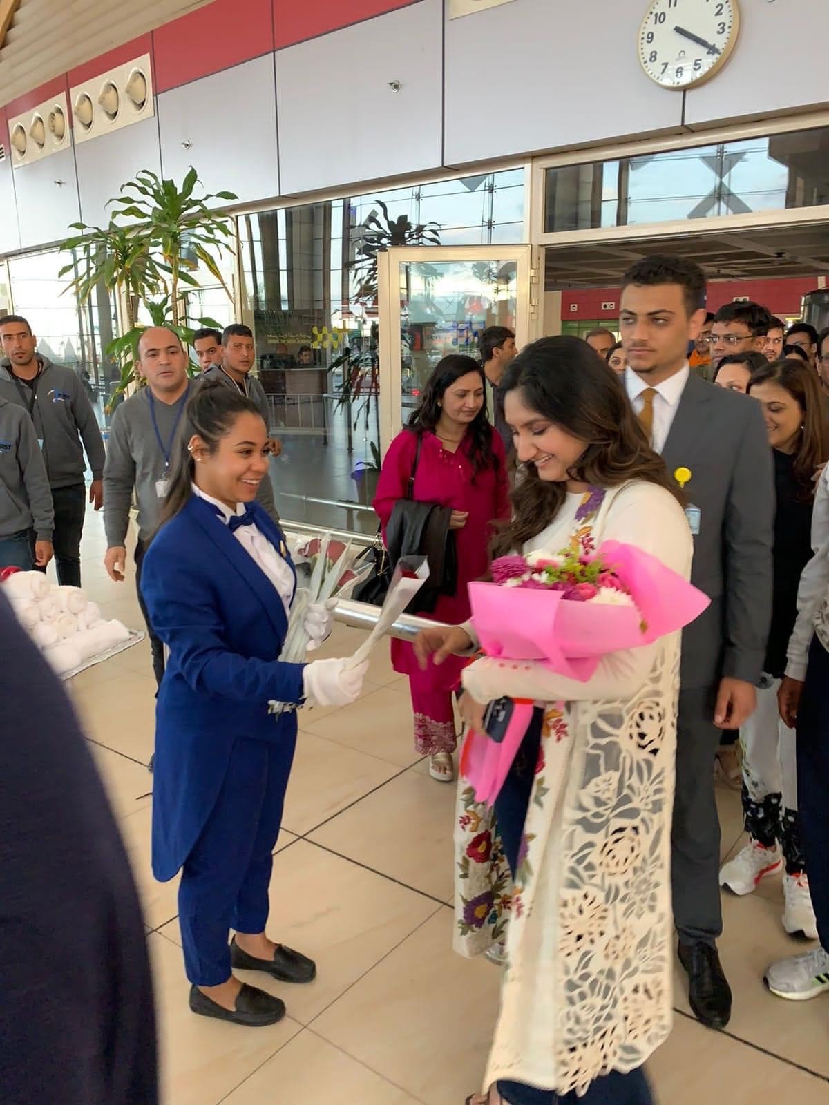 مطار شرم الشيخ يستقبل أول طائرة من الهند لتنشيط  سياحة حفلات الزفاف (6)