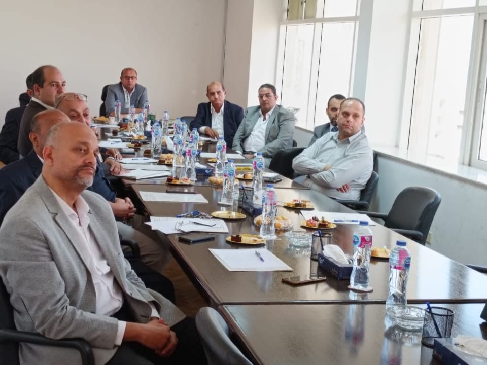 جانب من اجتماع الغرفة ببورسعيد جانب من اجتماع الغرفة ببورسعيد