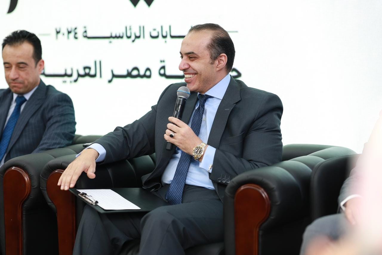 الحملة الرسمية للمرشح عبد الفتاح السيسي تستقبل وفداً من تحالف الأحزاب المصرية (23)