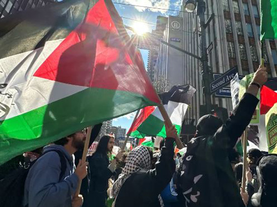 مظاهرات حول العالم تطالب بوقف العدوان الإسرائيلي على غزة (10)