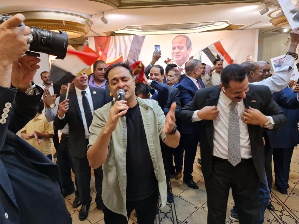 احتفالات الجالية المصرية فى الرياض بترشح الرئيس السيسى (10)