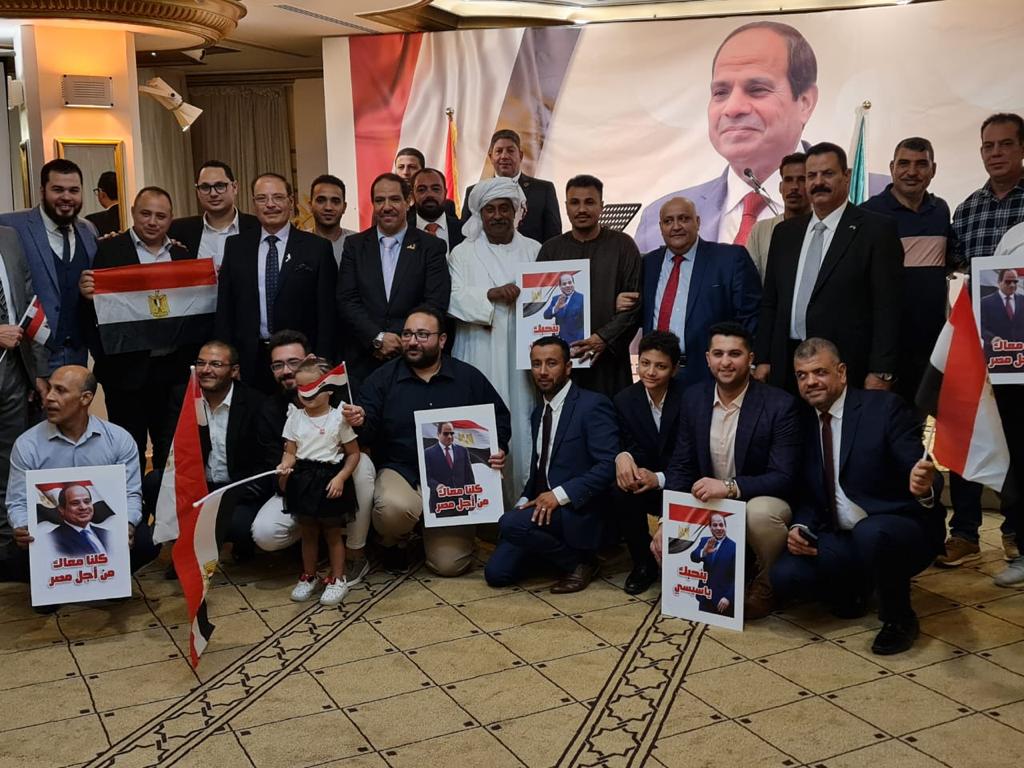 احتفالات الجالية المصرية فى الرياض بترشح الرئيس السيسى (9)