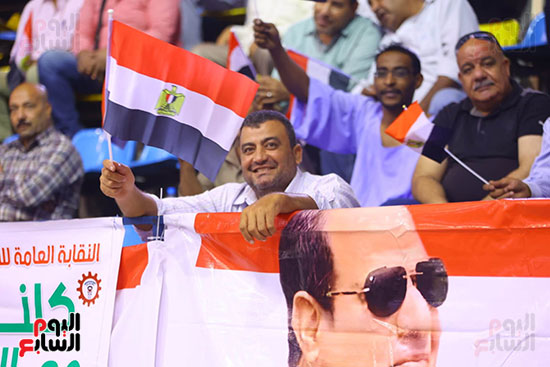 بدء مؤتمر جماهيرى لاتحاد العمال (30)