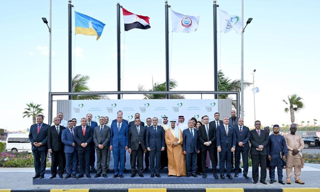 رئيس الوزراء ووزير التنمية المحلية ومحافظ الإسكندرية يفتتحون المستشفى السعودي الألماني (2)