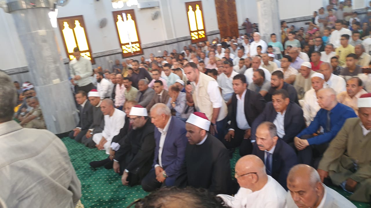 وزير الأوقاف يفتتح مسجد الدكتور محمود مدنى  (7)