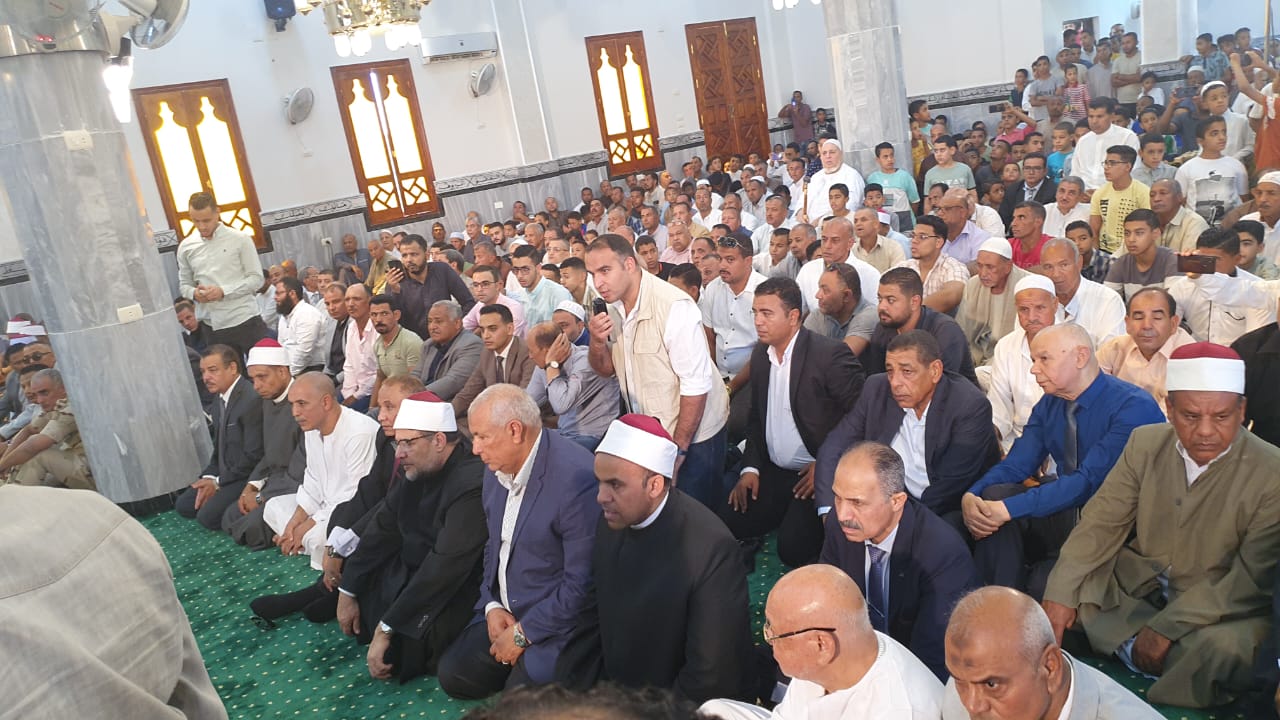 وزير الأوقاف يفتتح مسجد الدكتور محمود مدنى  (3)