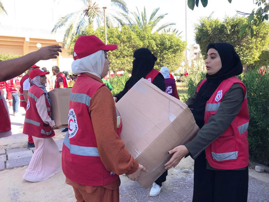 استمرار-تدفق-المساعدات-الانسانية-علي-مطار-العريش-(4)