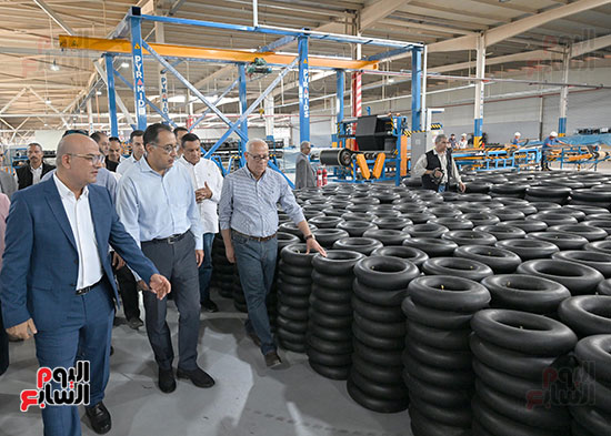مصنع بيراميدز لتصنيع إطارات السيارات (21)