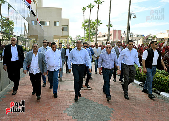 رئيس الوزراء مصطفى مدبولى (7)