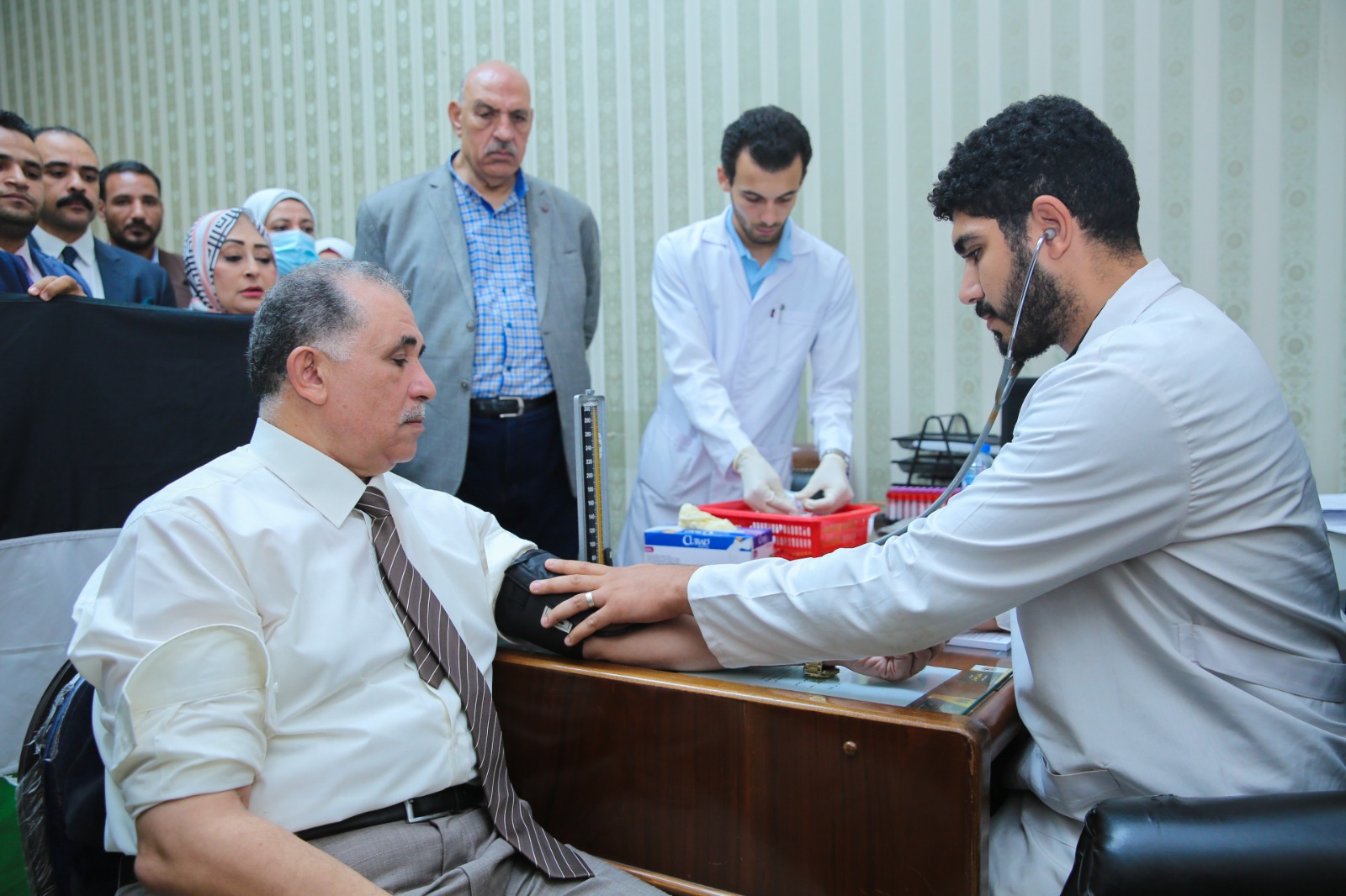 نقابة المحامين تنظم حملة للتبرع بالدم تضامنا مع الشعب الفلسطيني (4)