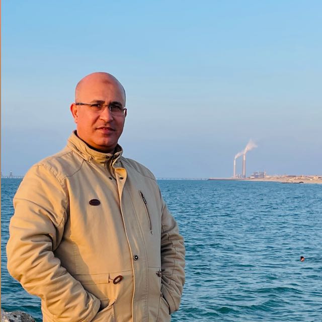 الدكتور بشار مراد مدير عام الهلال الأحمر بقطاع غزة