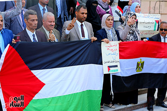 لوقفة التضامنية مع الشعب الفلسطينى (2)