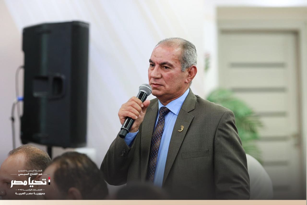 الحملة الرسمية للمرشح عبد الفتاح السيسي تستقبل وفداً من النقابة العامة للمهن الرياضية بمقرها الرسمي   (4)