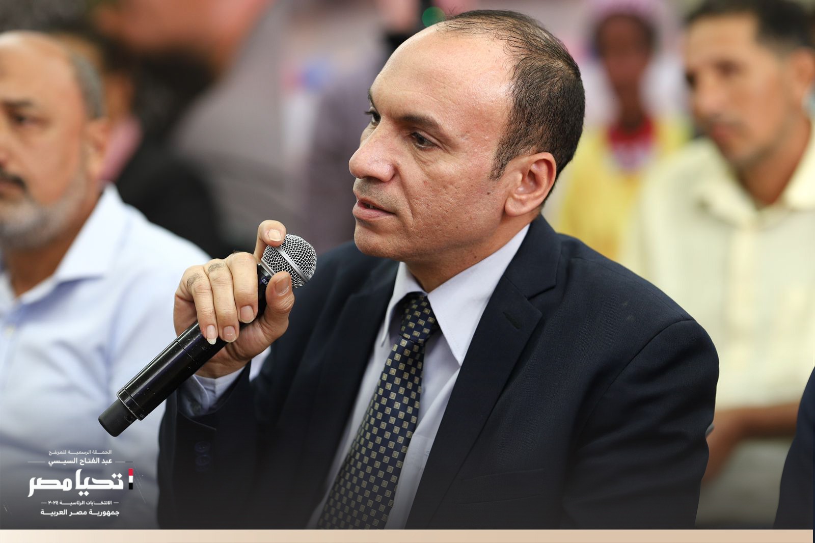 الحملة الرسمية للمرشح عبد الفتاح السيسي تستقبل وفدًا من النقابة العامة لعمال النقل البري (1)