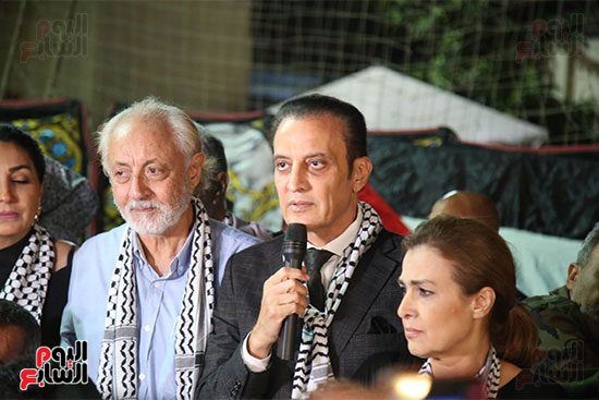 تابع الوقفة التضامنية مع اهل غزة بنقابة الممثلين (10)