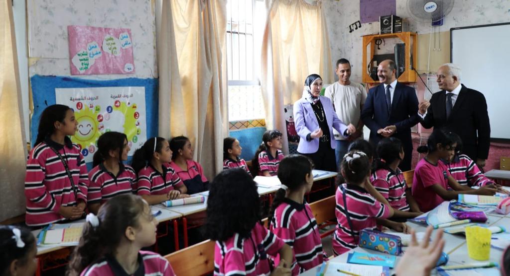 وزير التربية والتعليم يتابع انتظام سير العام الدراسى الجديد بالإسكندرية (1)