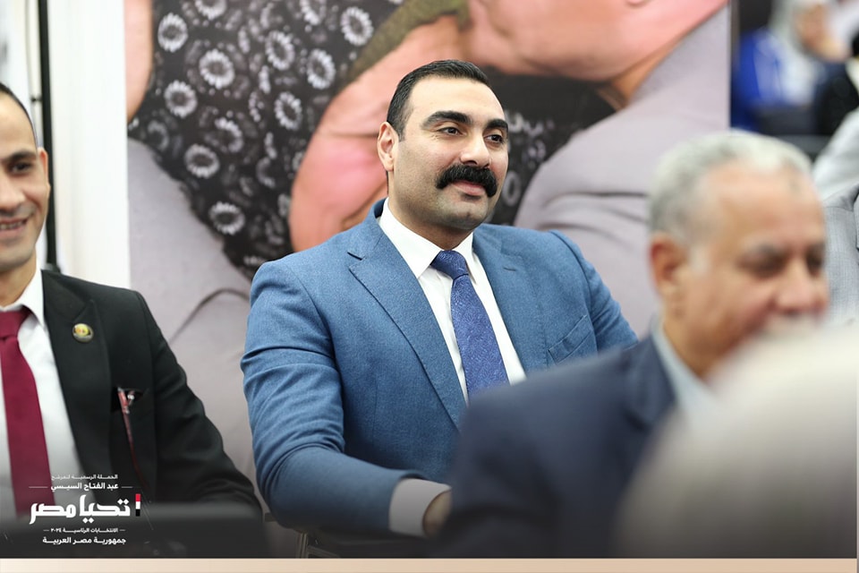 الحملة الرسمية للمرشح الرئاسى عبد الفتاح السيسي تستقبل وفدًا من الاتحاد العام للغرف التجارية  (16)