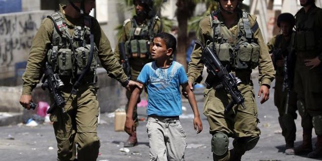 الطفل الفلسطيني صمود وقوة