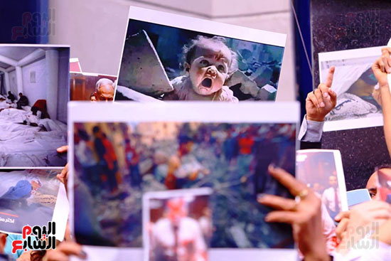 وقفة احتجاجيه تنديدا بجرائم الاحتلال الإسرائيلى على سلم نقابة الصحفيين (15)