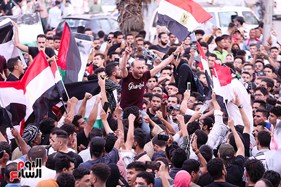 مظاهرة حاشدة بميدان الحصرى لدعم غزة (9)