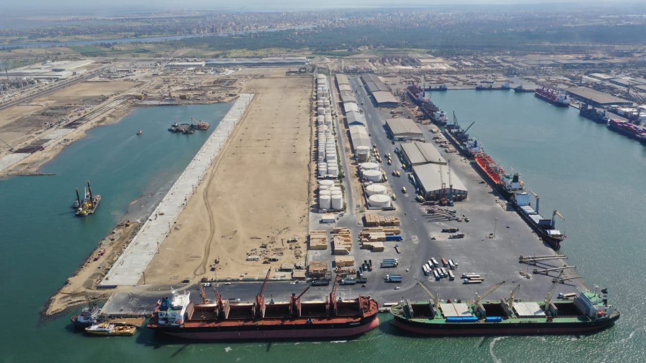 محطة تحيا مصر ميناء دمياط (5)