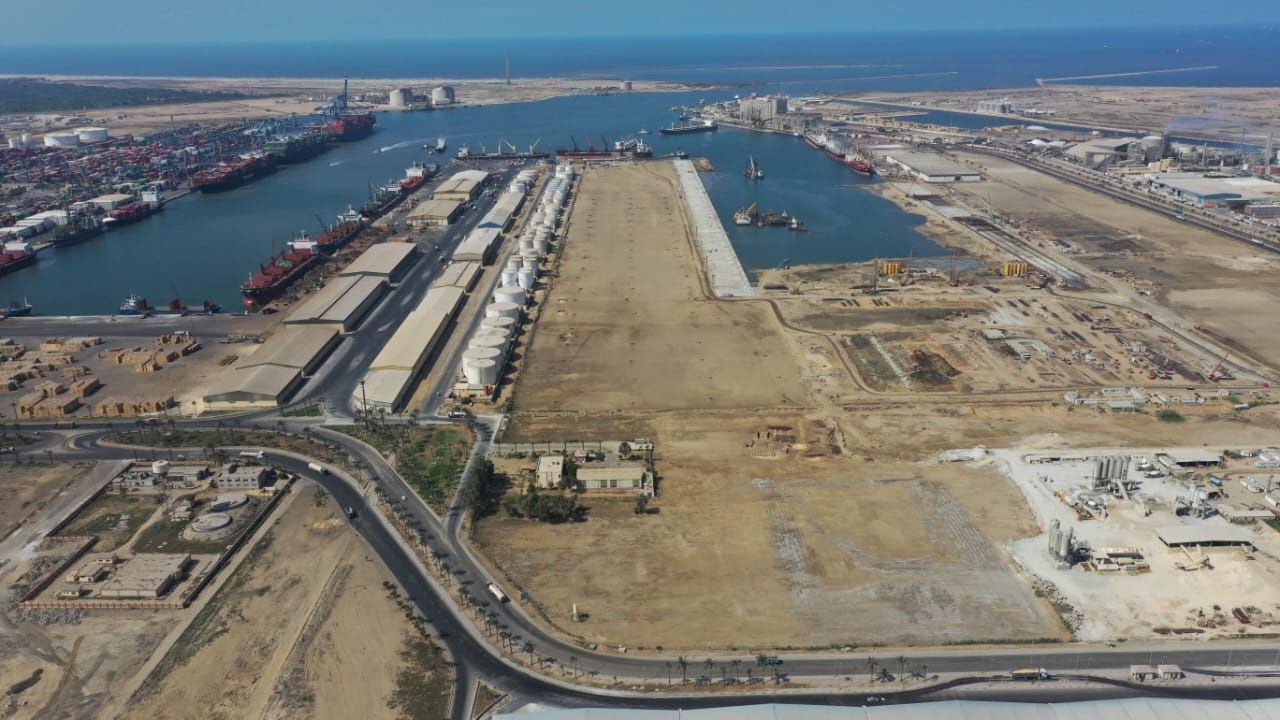 محطة تحيا مصر ميناء دمياط (4)