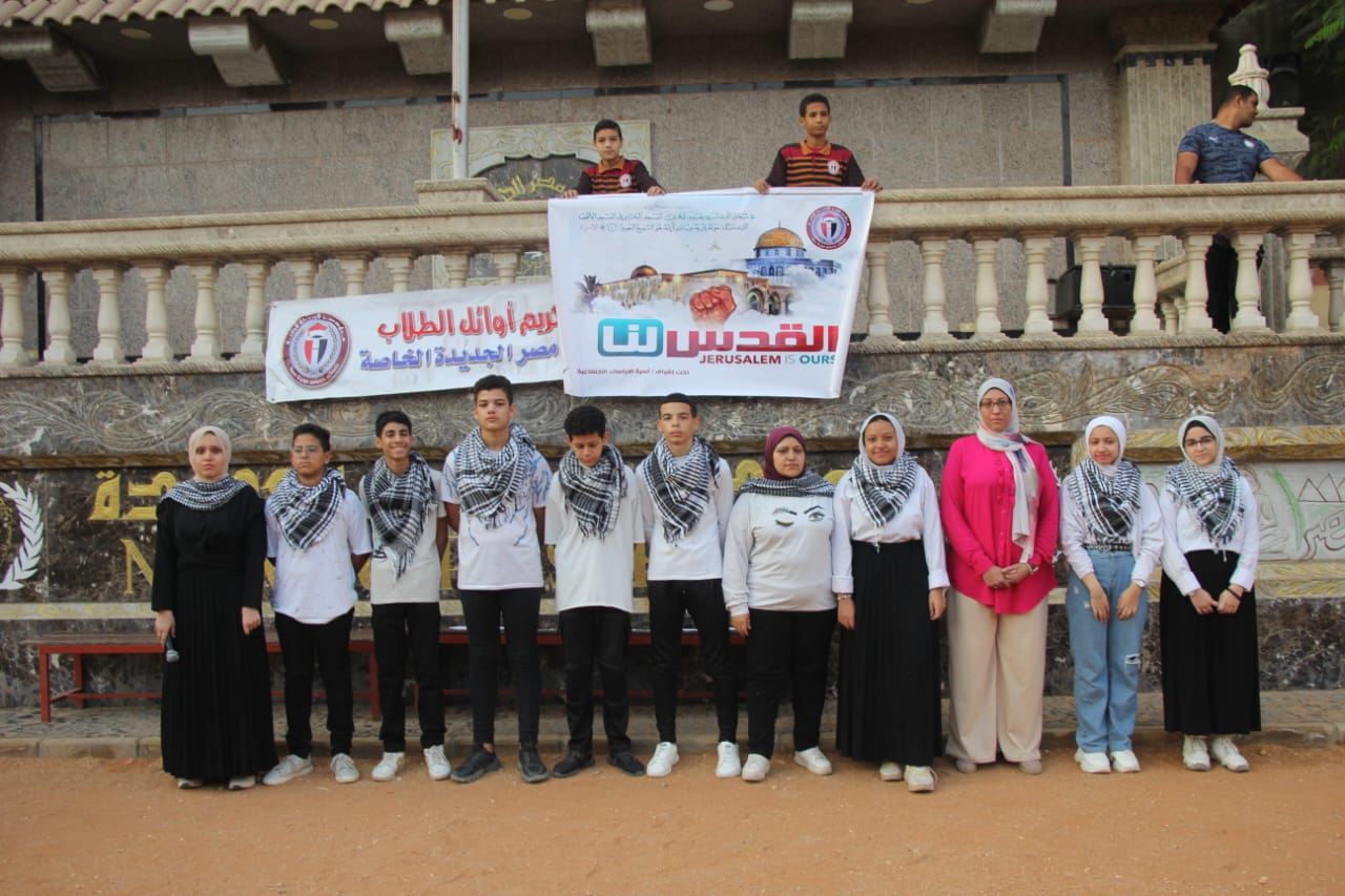 طلاب المدارس يتضامنون مع الشعب الفلسطينى (8)