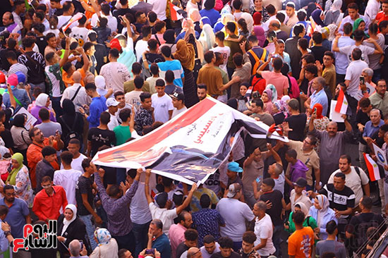 مسيرة من المطرية إلى ميدان الكوربة للاحتفال بنصر أكتوبر والمطالبة بترشح الرئيس السيسى (14)