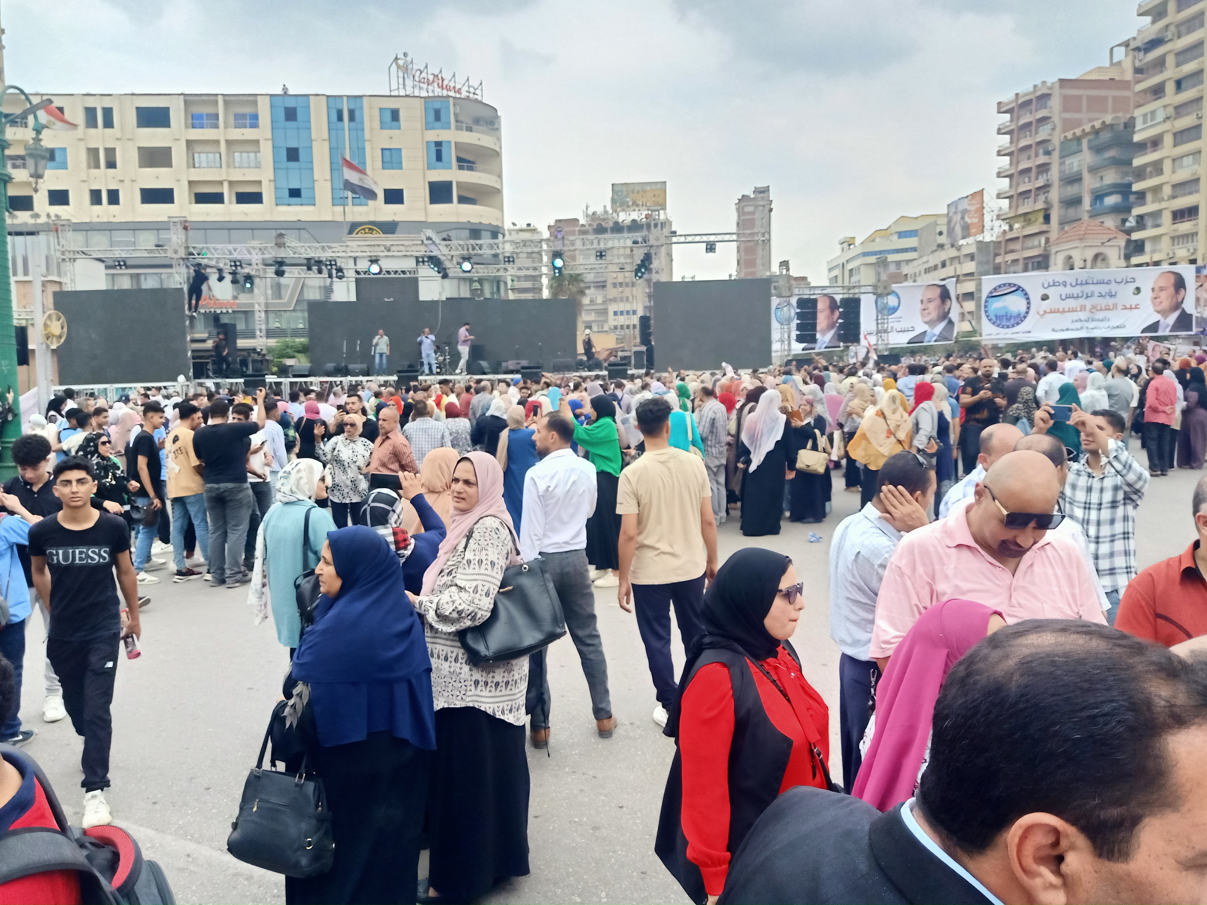 جانب من المسيرات (2)