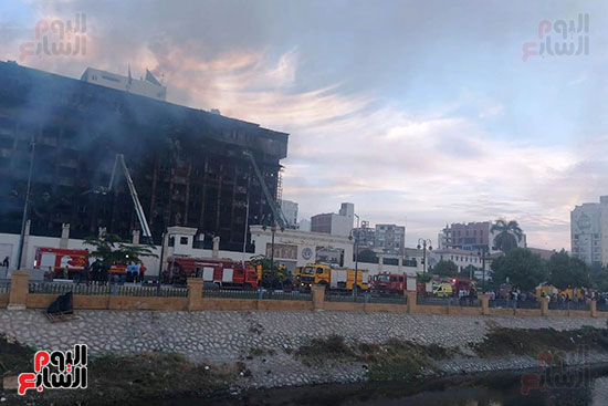 حريق مبنى مديرية الإسماعيلية  (12)