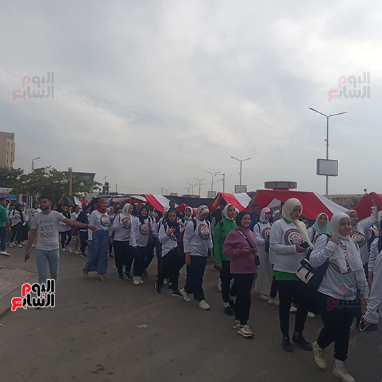 مسيرة لطلاب جامعة كفر الشيخ للاحتفال بنصر أكتوبر  (3)