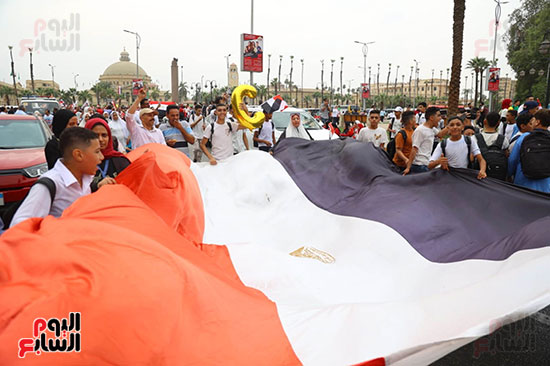 مسيرة  بجامعة القاهرة تناشد الرئيس السيسى بالترشح  (20)