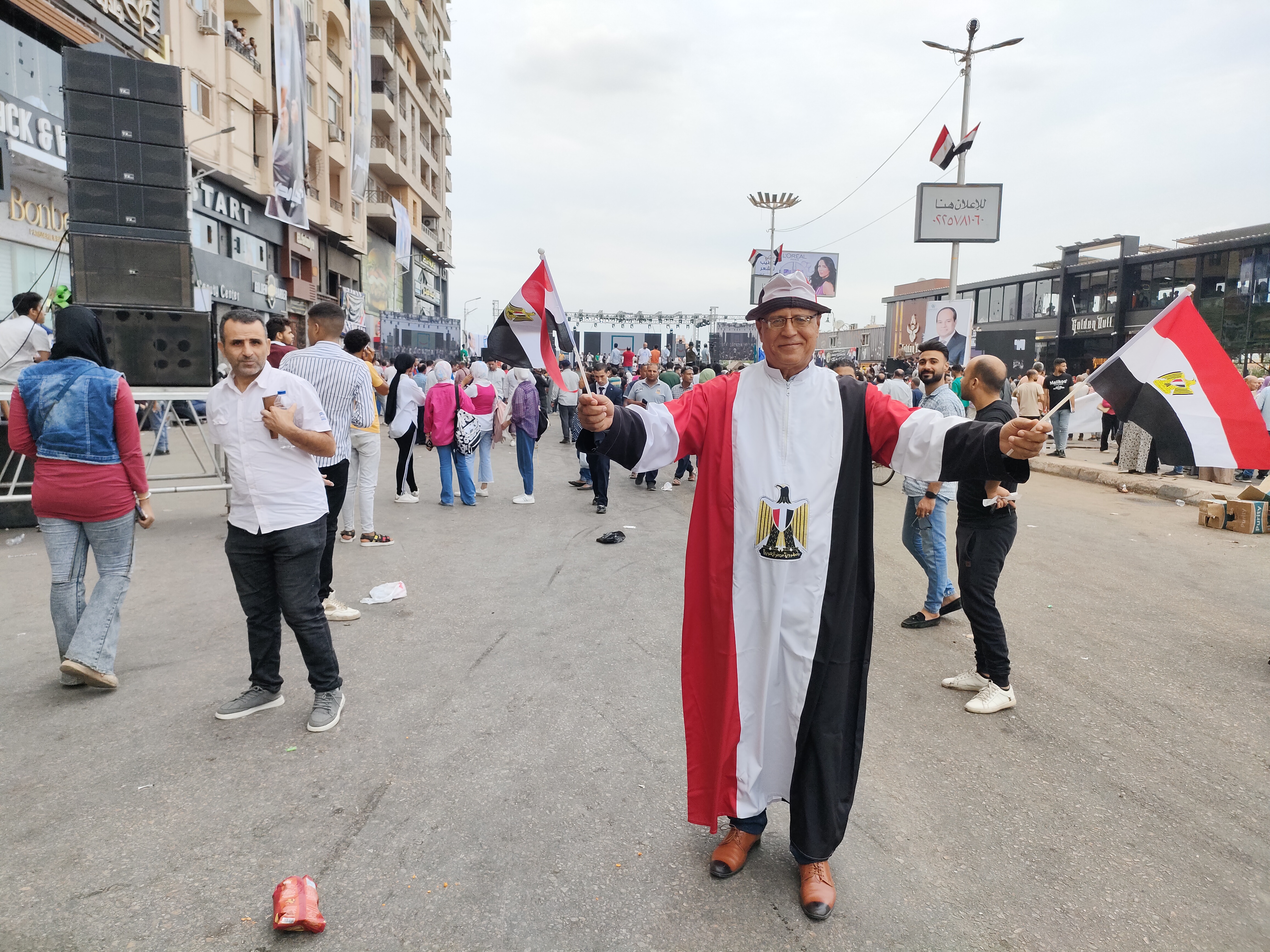 جمال حمدون كبير مشجعي منتخب مصر  (2)