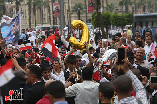مسيرة  بجامعة القاهرة تناشد الرئيس السيسى بالترشح  (4)