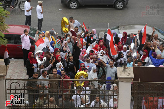 مسيرة لآلاف الأكاديميين بجامعة القاهرة احتفالا بأكتوبر  (11)