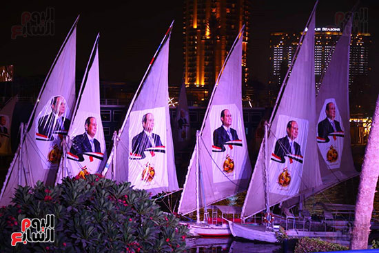 المراكب تحمل صور الرئيس السيسي  (1)